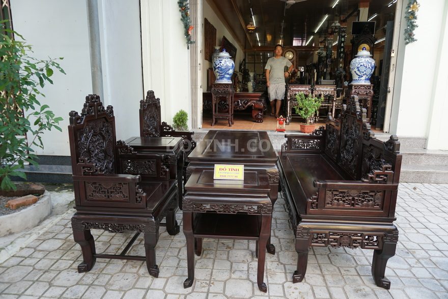 Hình ảnh ghế trường kỷ bằng gỗ tại Hải Minh - Nam Định