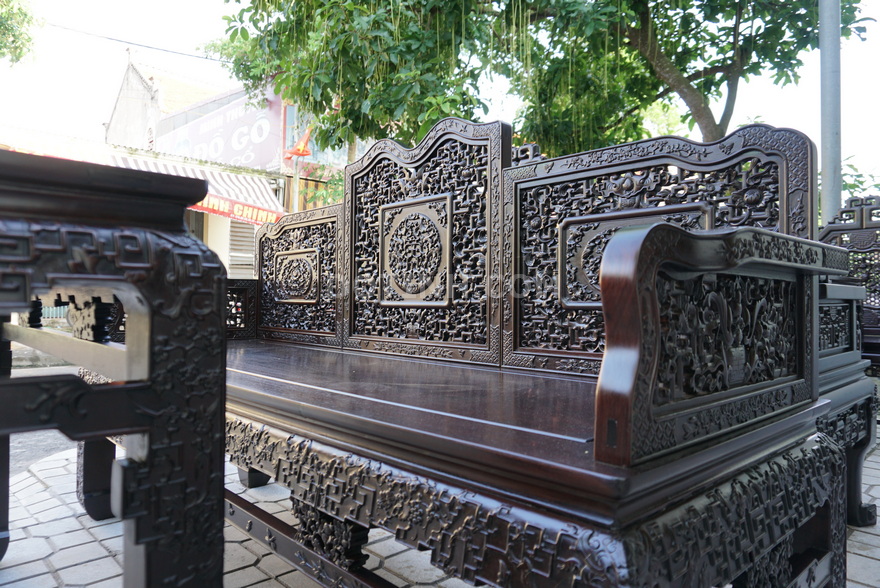 TK11: Trường dắt cung đình Huế loại 1 - Cầu kỳ, tinh tế (Ảnh: Dotinh.com)