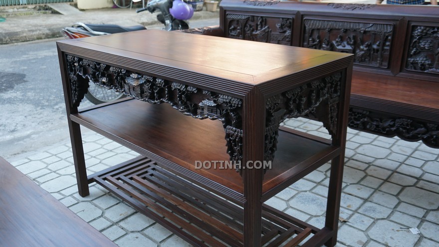 Trường tam quốc gụ cũ - Linh hồn của sự quyền quý (Ảnh: Dotinh.com)