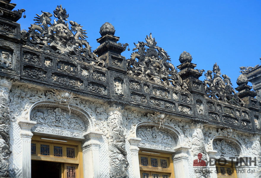 lang khai dinh 25