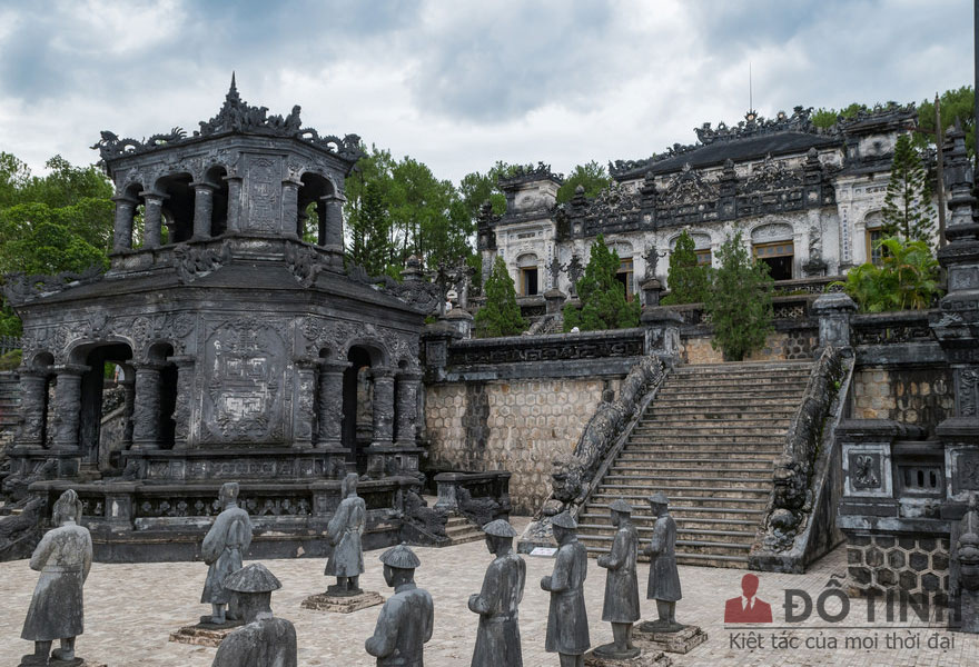 lang khai dinh 30