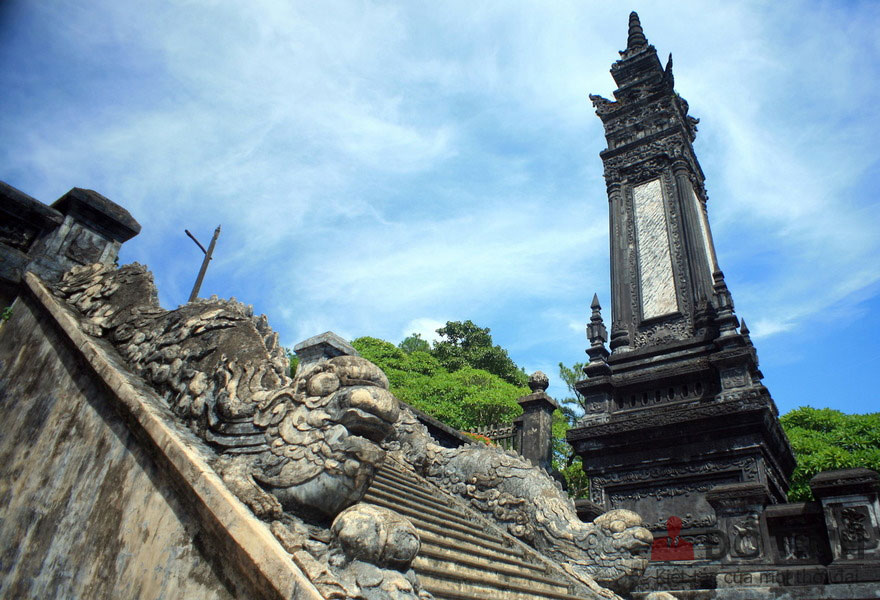 lang khai dinh 7