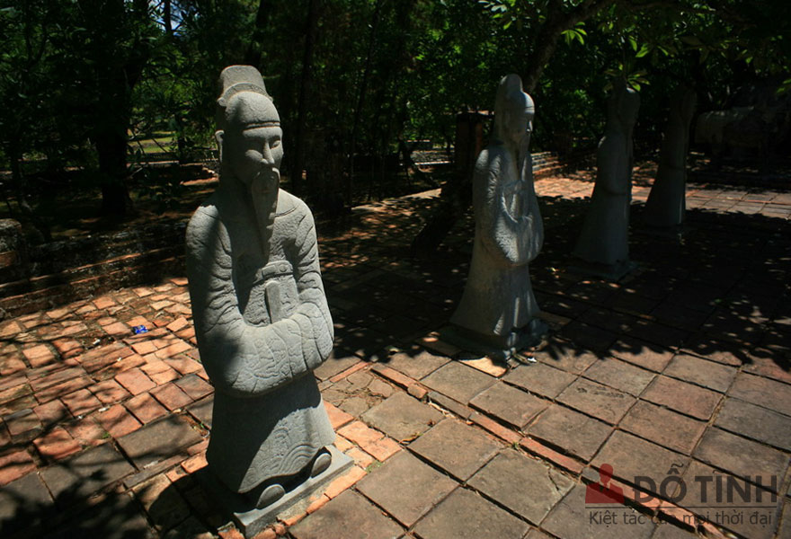 lang tu duc 15
