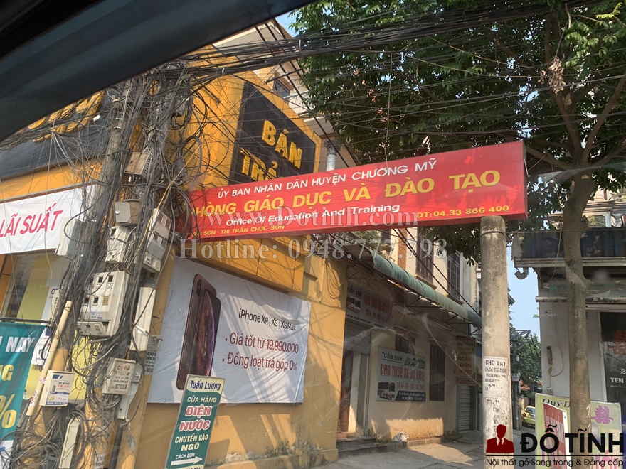 Bàn giao bộ sập gụ tủ chè cho nhà anh Tuấn tại Hà Nội (Ảnh: Dotinh.com)