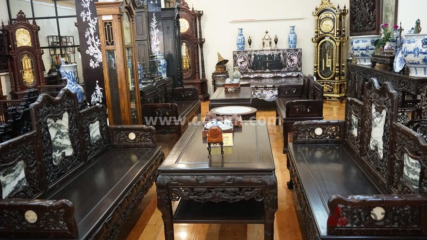 TK14: Trường kỷ Huế đục bách vật – 100 con giống (Ảnh: Dotinh.com)