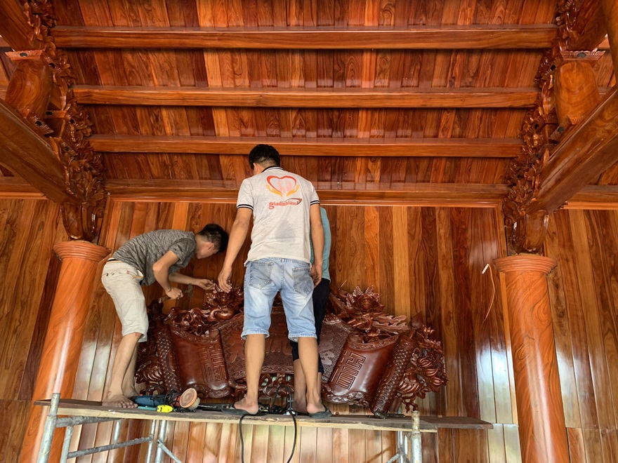 Bàn giao công trình đồ thờ tại cây số 11 Uông bí Quảng Ninh (Ảnh: Dotinh.com)