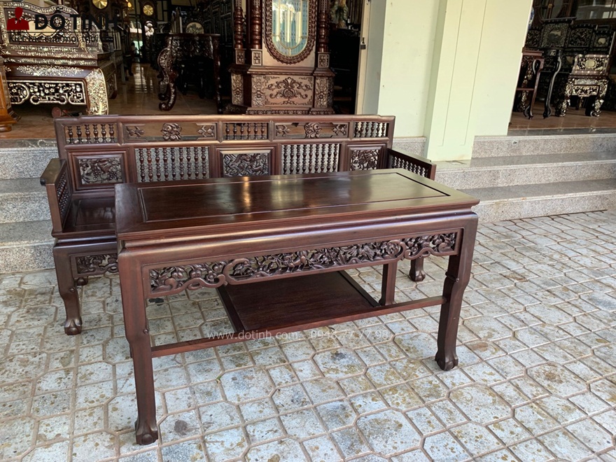 TK28: Trường kỷ song tiện Huế gỗ gụ sang trọng (Ảnh: Dotinh.com)