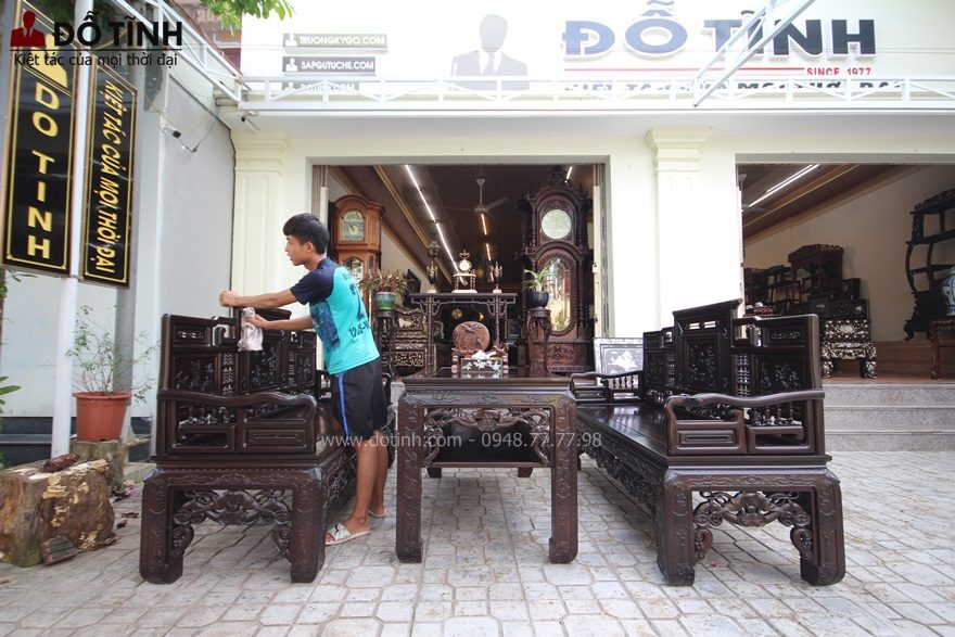TK13: Trường kỷ cổ đồ đại 3 món - Mang đến không gian sống đẳng cấp (Ảnh: Dotinh.com)