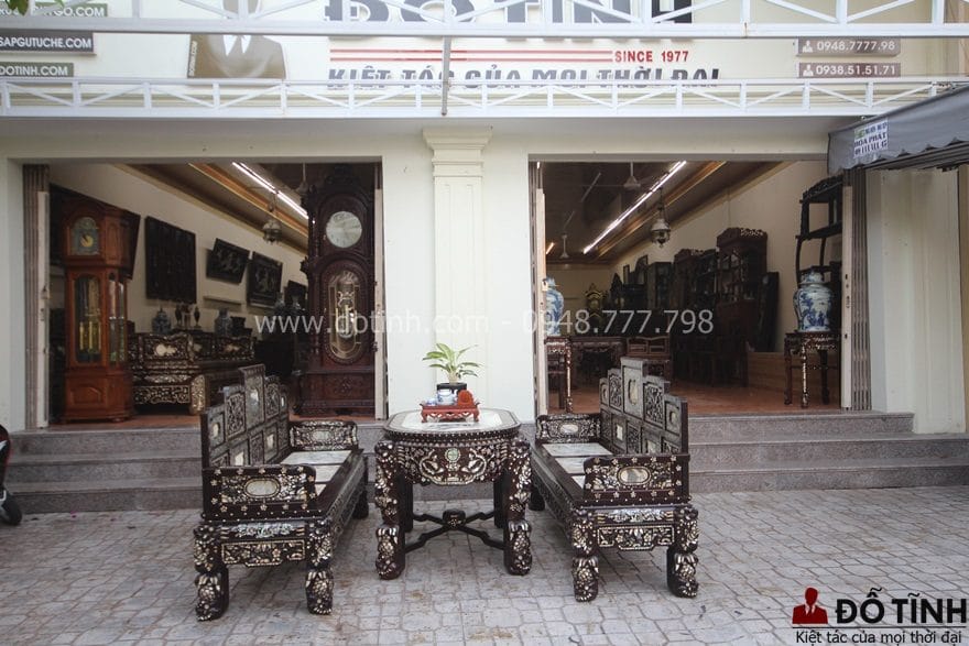 Bộ bàn ghế phòng khách 100 triệu khảm ốc đẹp mê hồn (TK18) - Ảnh: Dotinh.com