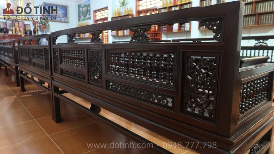 Họa tiết hoa văn đẹp, tất cả đều được chúng tôi chỉn chu, màu gỗ rất sáng và bóng - Ảnh: Dotinh.com