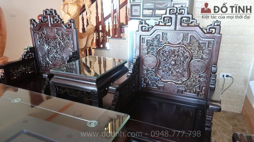 Nét đục chạm ngũ lân vờn cầu rất xuất sắc, tinh nhuệ - Ảnh: Dotinh.com