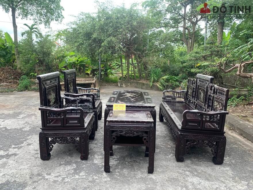 Điểm danh 10+ mẫu trường kỷ gỗ gụ đẹp tại Hà Nội thống trị 2020