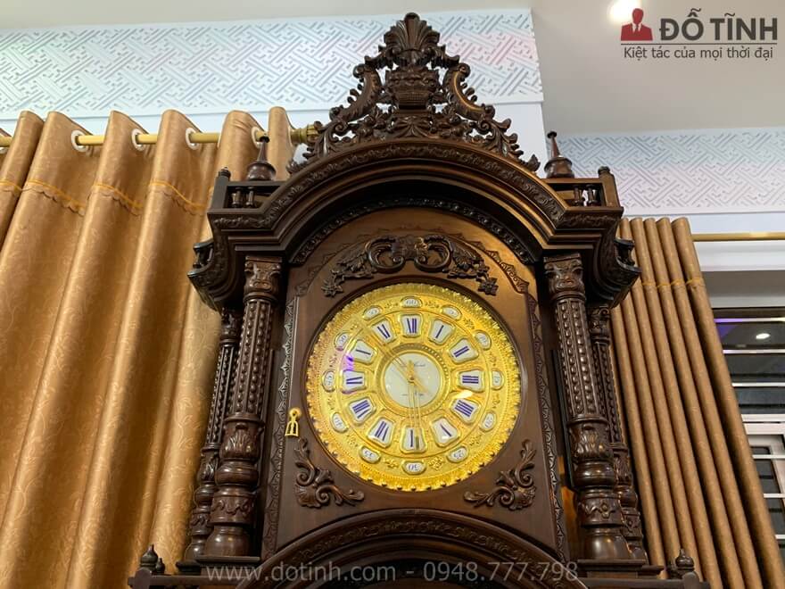 Hoa văn đục chạm nhìn rất thanh thoát, mượt mà - Ảnh: Dotinh.com