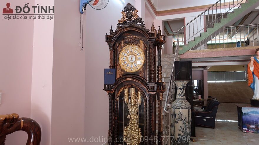 Thiết kế khủng tạo sự “choáng ngợp” khi trưng bày - Ảnh: Dotinh.com