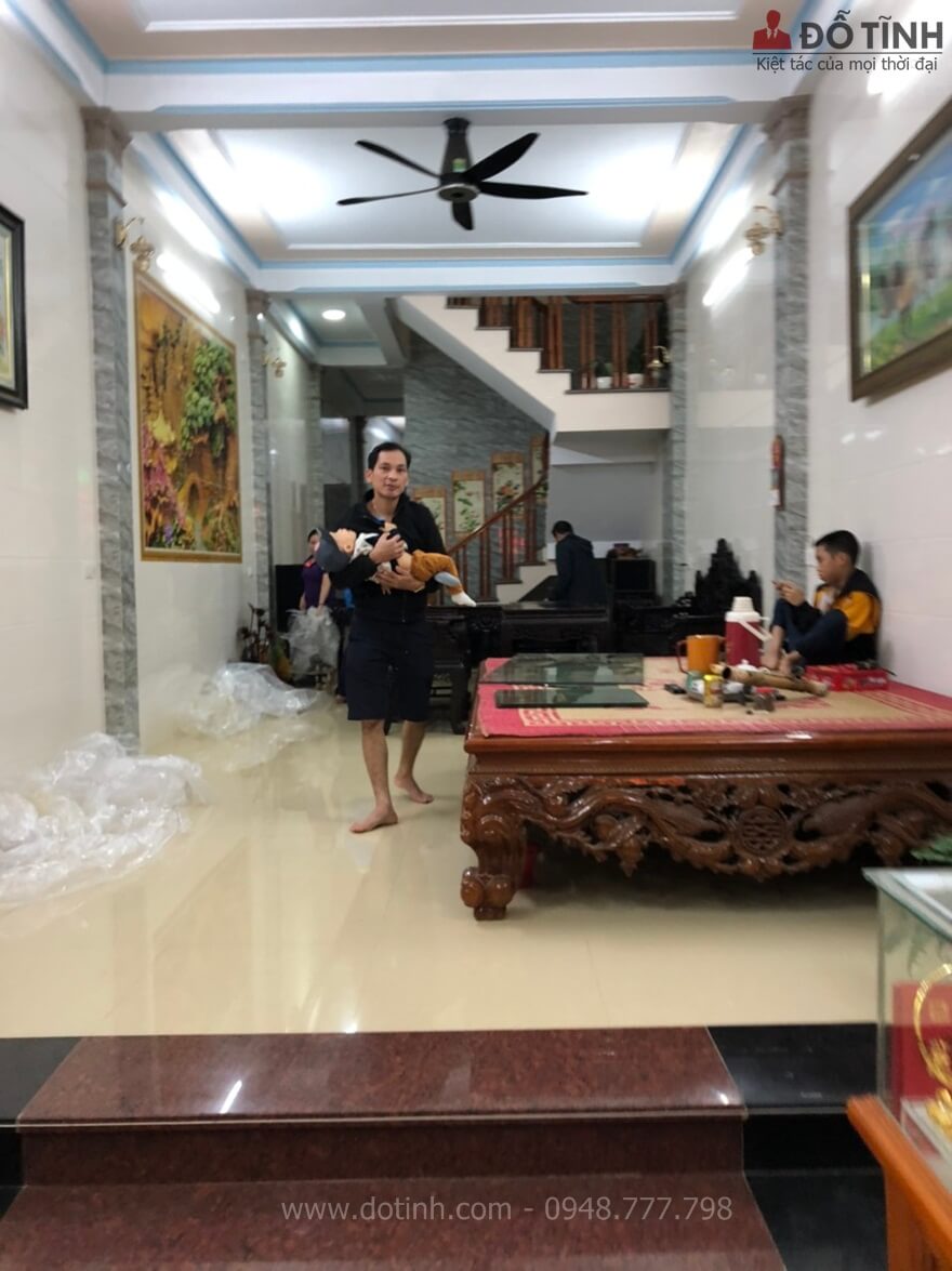 Không gian ngôi nhà khi được kê bộ trường kỷ - Ảnh: Dotinh.com