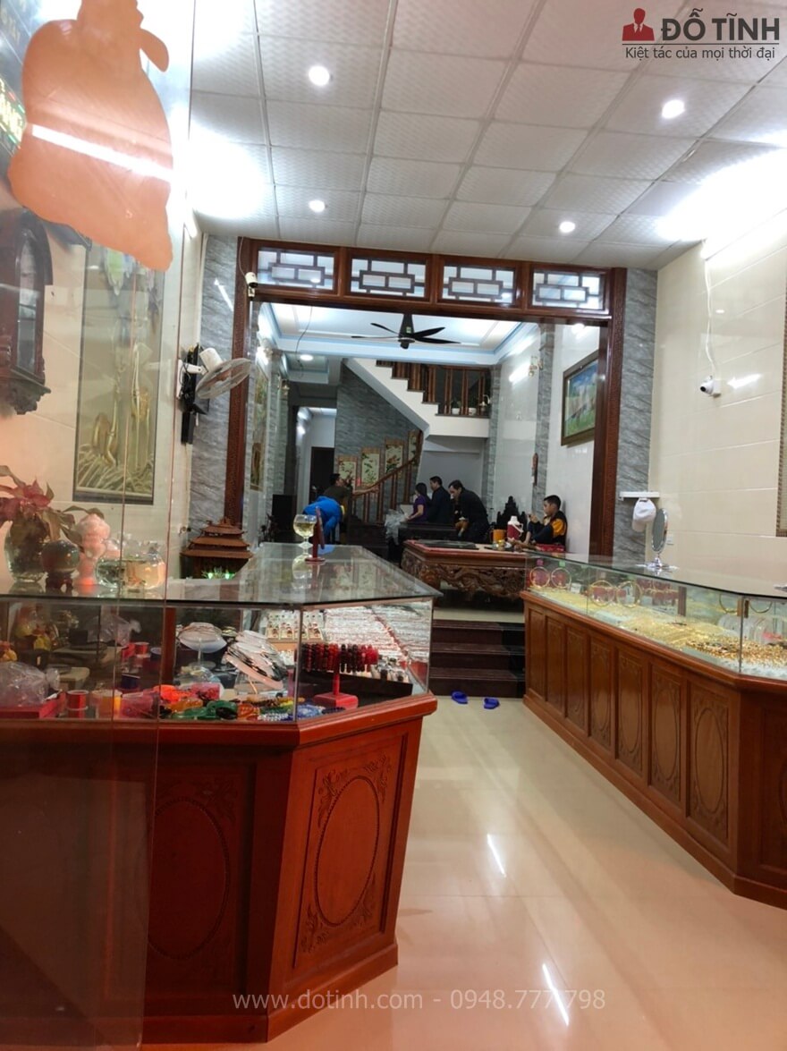 Cửa hàng vàng bạc trang sức Phi Hoa - Ảnh: Dotinh.com