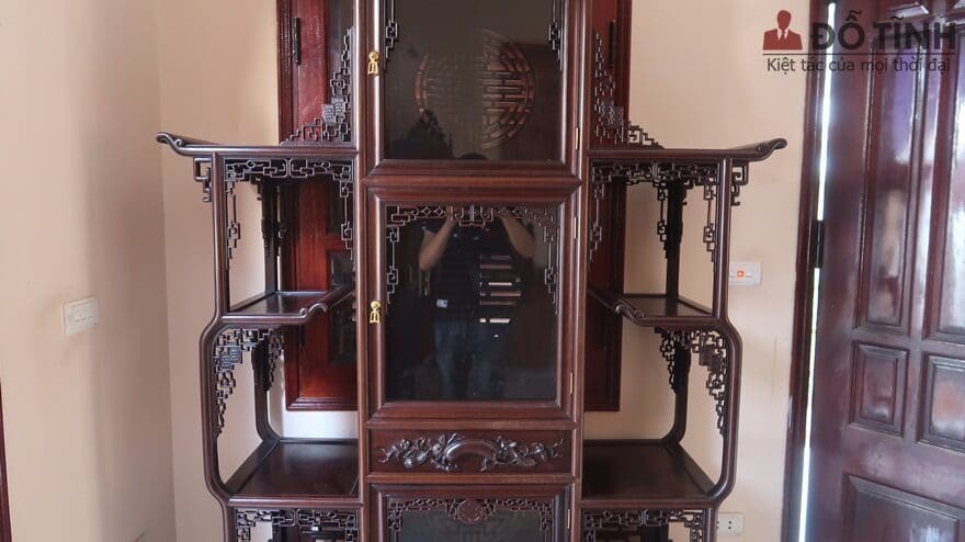 Bàn giao tủ bày đồ cho khách hàng ở Tây Tựu, Hà Nội