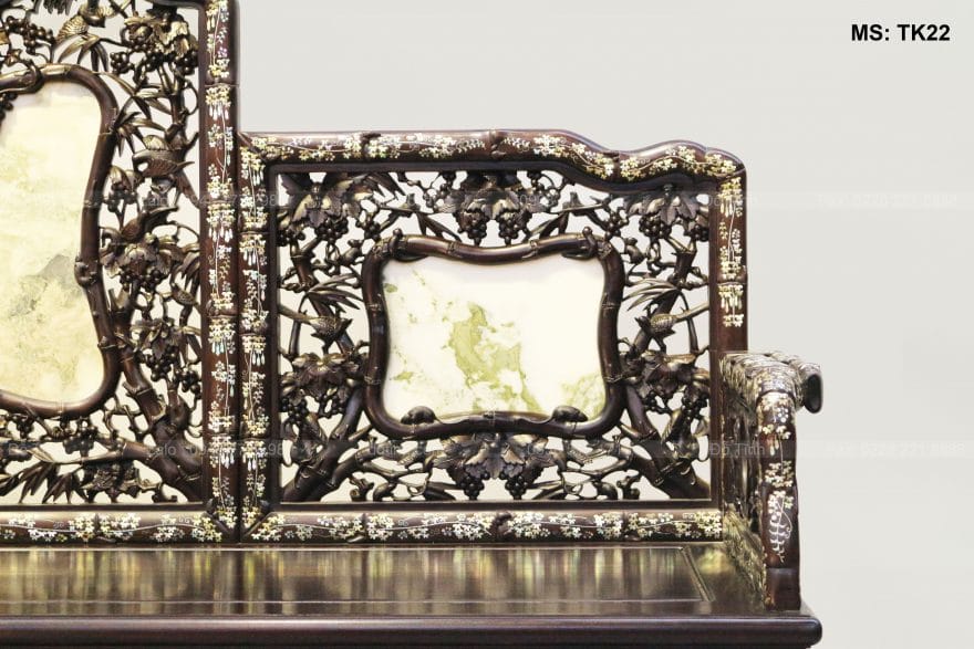 Tựa bên phải