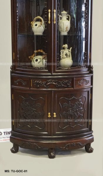 Tủ góc được làm bằng chất liệu gỗ gụ mật do Đỗ Tĩnh sản xuất