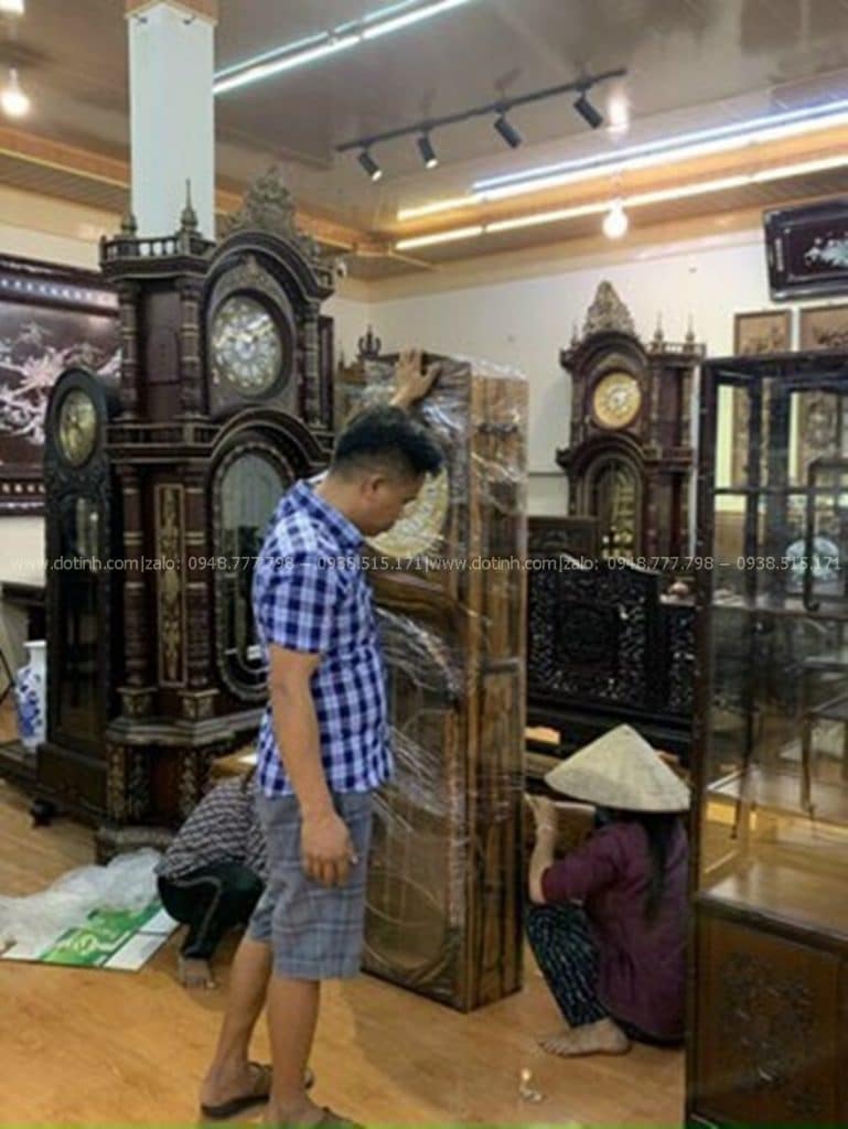 dong ho cay go mun hoa thai binh 6