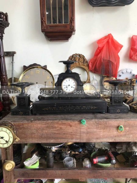 Đồng Hồ Để Bàn Cổ