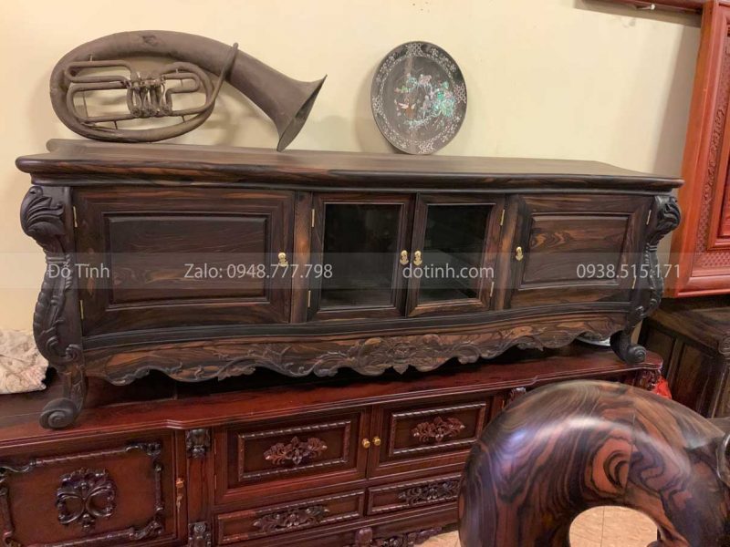 Kệ Tivi Gỗ Mun Hoa Louis vô cùng đẹp và đẳng cấp