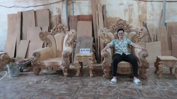 bo ghe hoang gia go go 6 mon 1